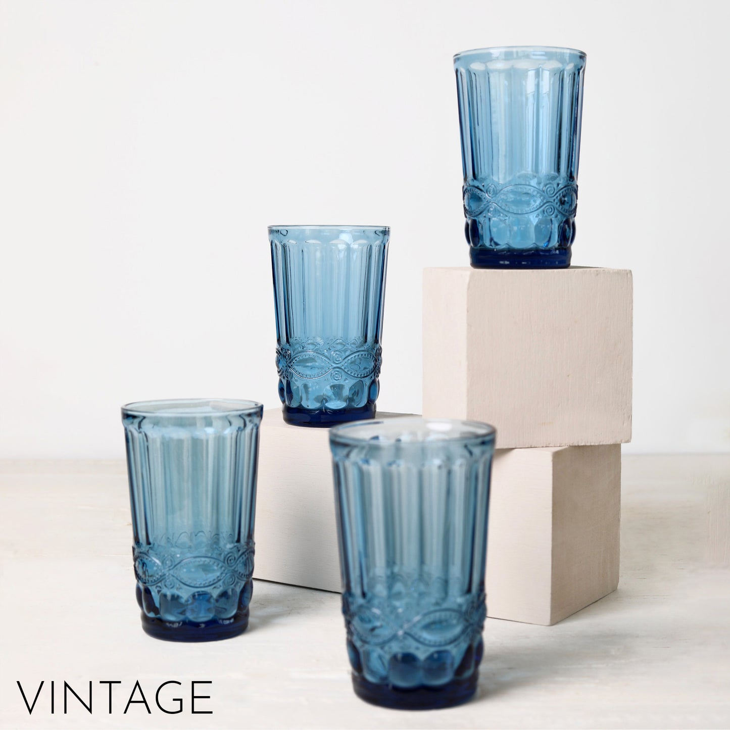 
                  
                    VASOS VINTAGE AZULES
                  
                