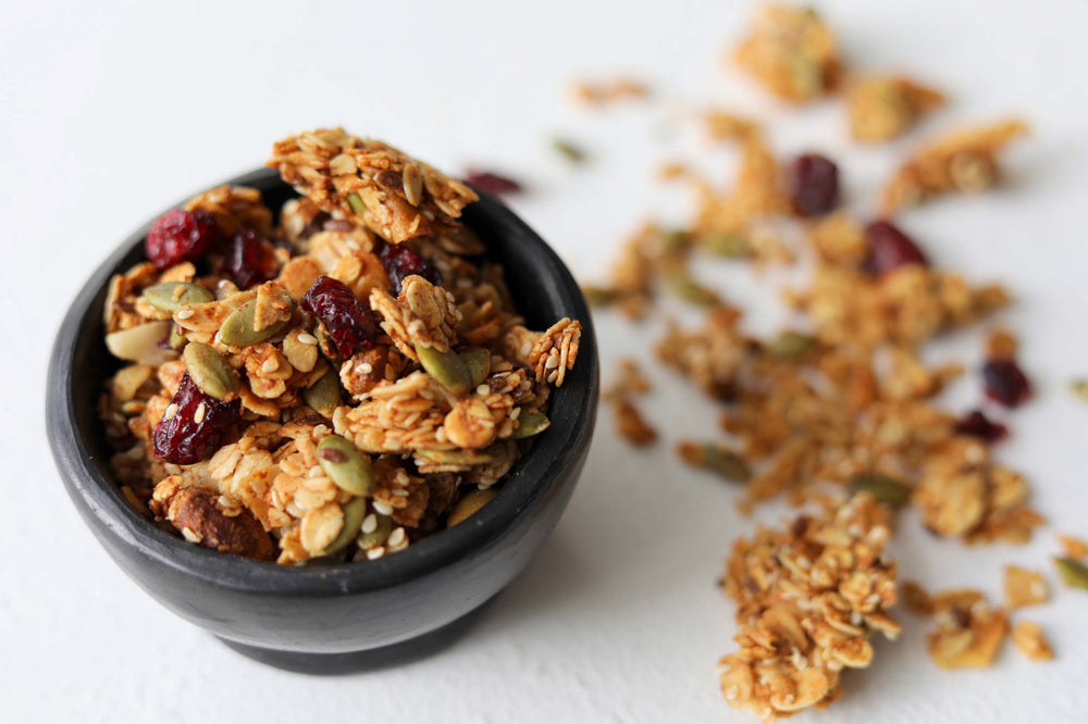 Granola pistacho, arándano y maca